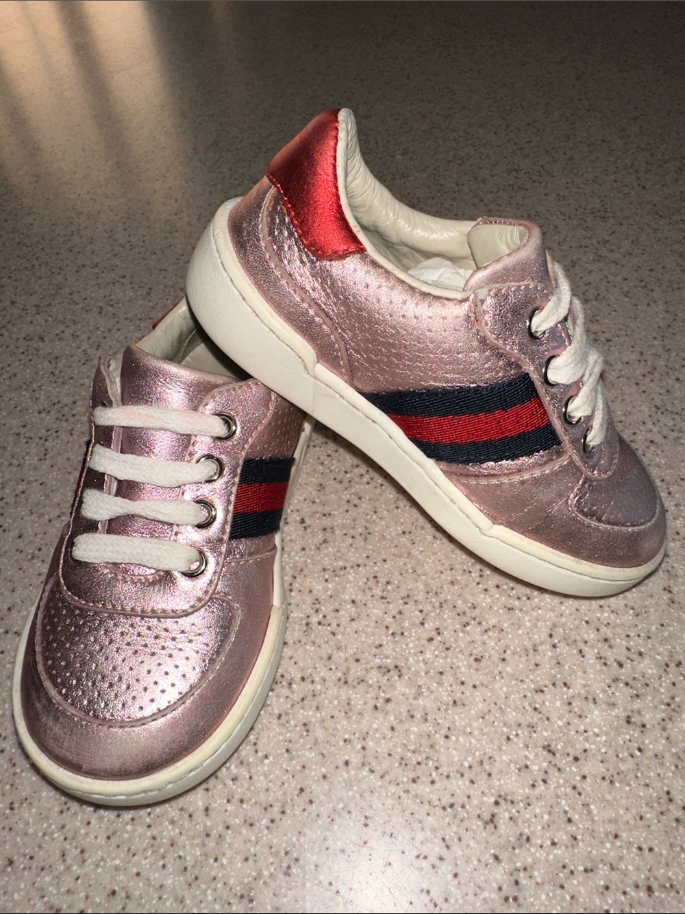 Gucci Metallic Pink Lace-Up Sneakers with Red & Black Stripe size 22 6.5